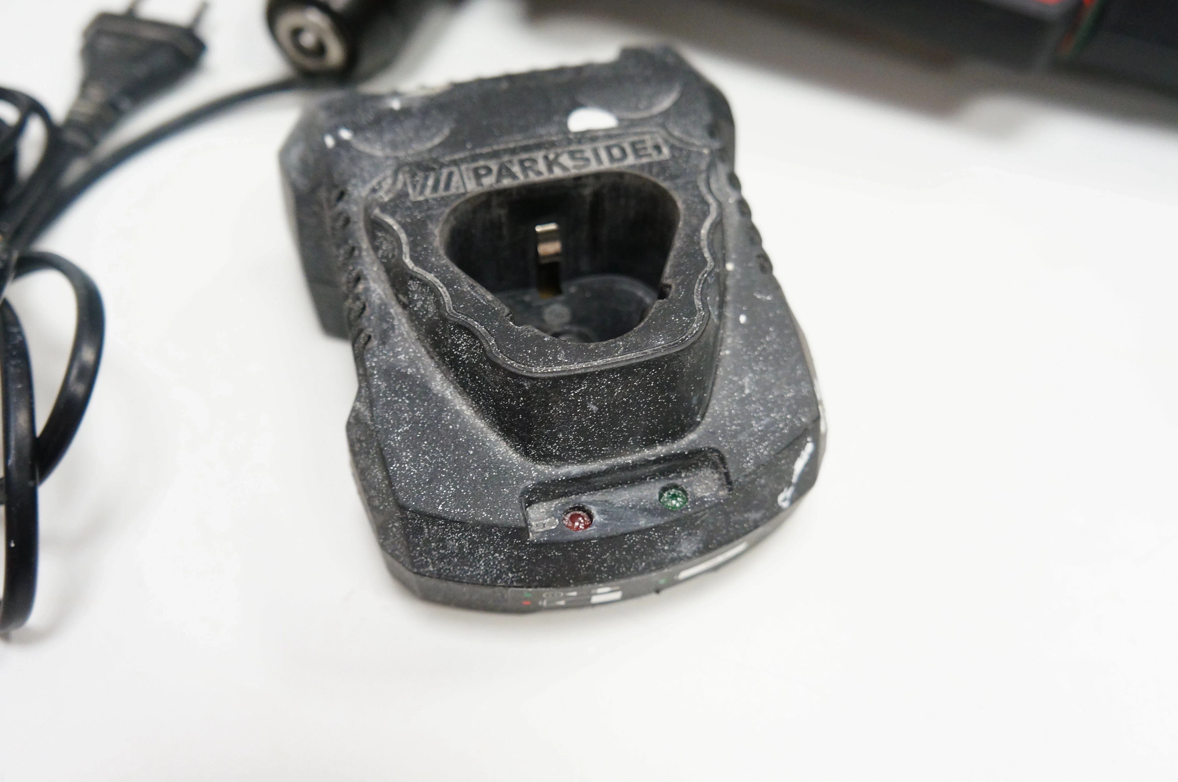 akumulatorowa-wiertarko-wkretarka-katowa-parkside-pwbsa-12-a1-napiecie-v-12-v