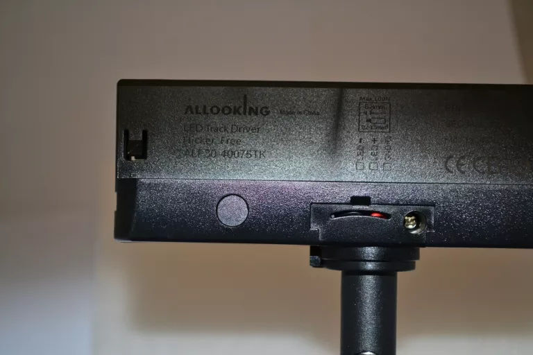 REFLEKTOR LED 30W+PUDEŁKO