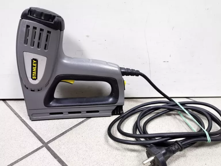 ZSZYWACZ ELEKTRYCZNY STANLEY TRE 550 HD