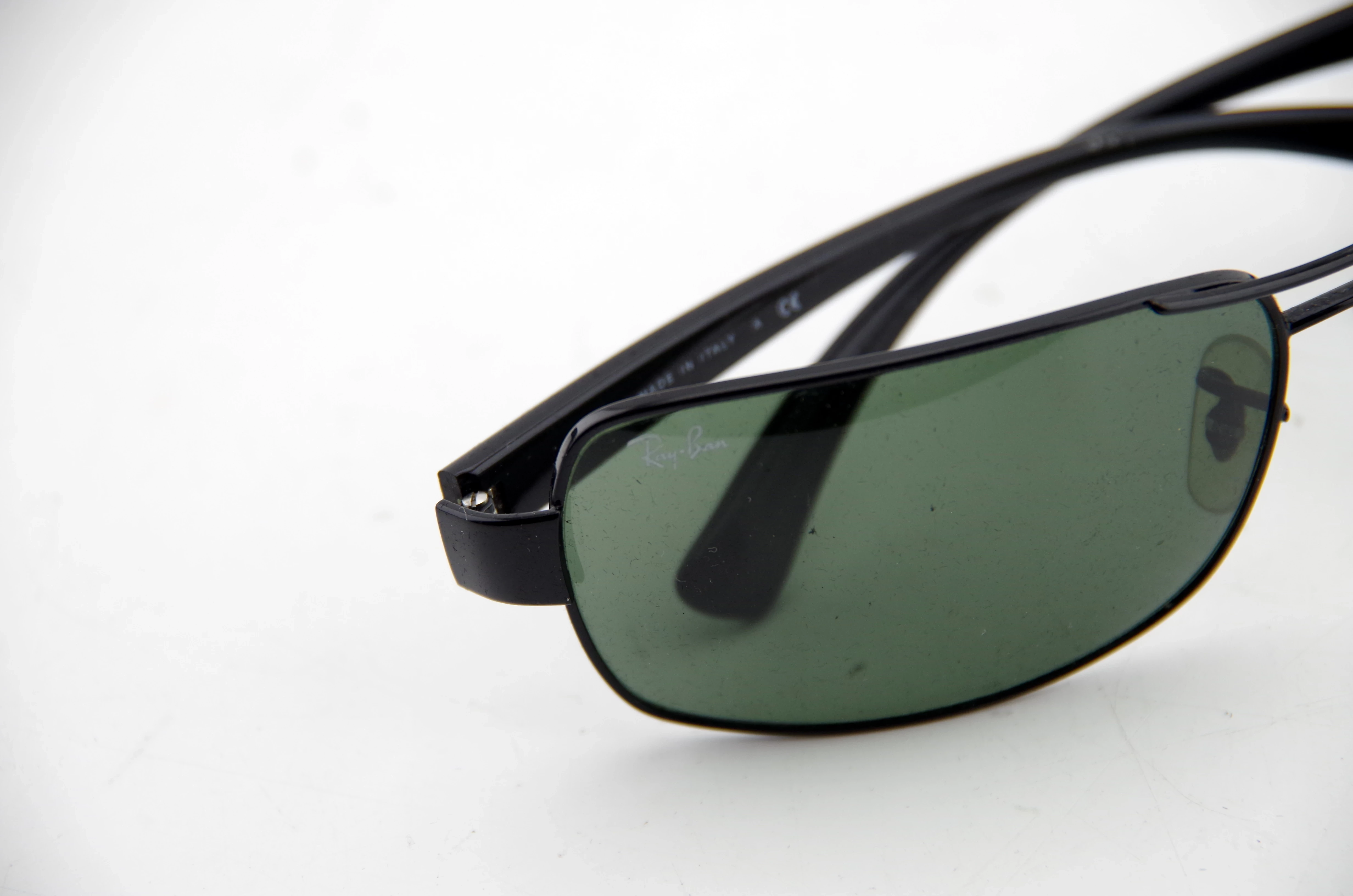 okulary-przeciwsloneczne-ray-ban-3687-002-64-marka-ray-ban