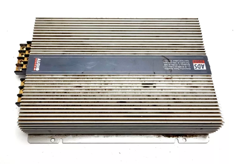 WZMACNIACZ SAMOCHODOWY ADS 4X30W