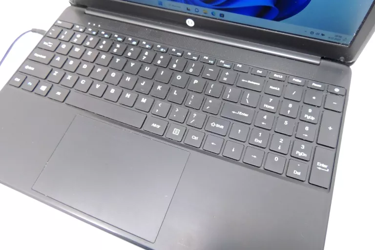 LAPTOP TECHBITE ZIN 4 128GB