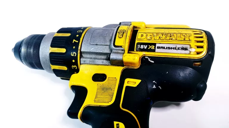 WKRĘTARKA DEWALT DCD 995 Z AKU 5AH