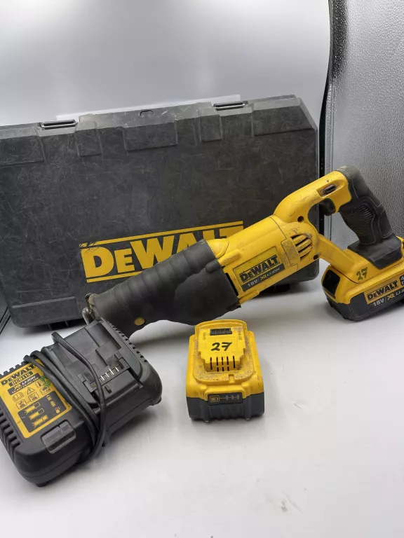PIŁA DEWALT DCS380M2 WALIZKA 2 X AKU