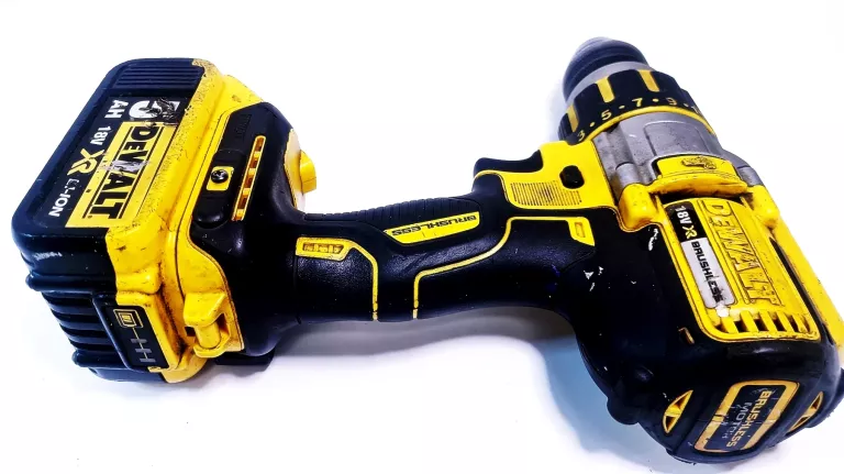 WKRĘTARKA DEWALT DCD 995 Z AKU 5AH