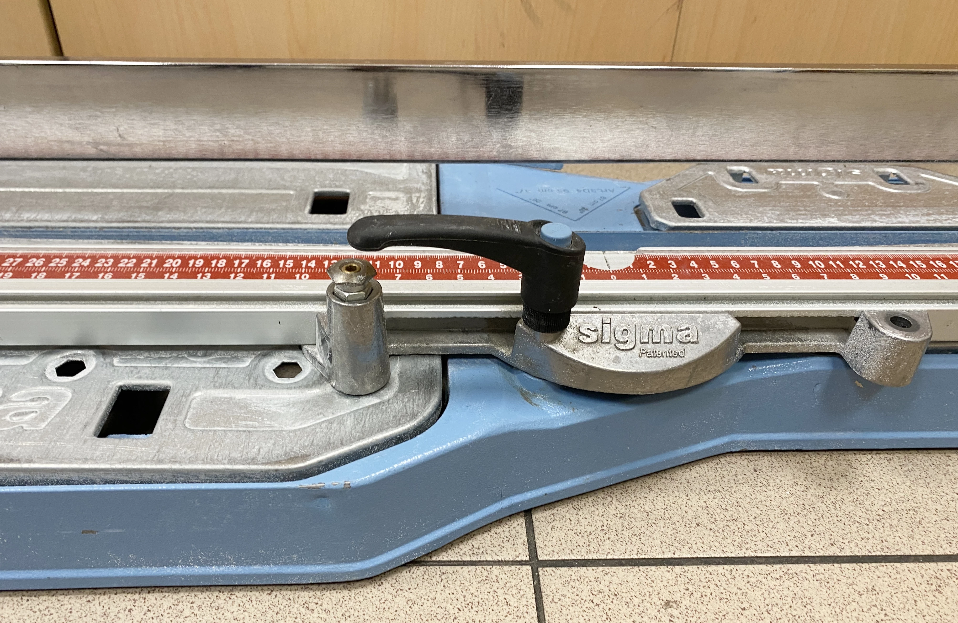 sigma-przecinarka-reczna-do-glazury-003d4-95cm-rodzaj-pila-reczna