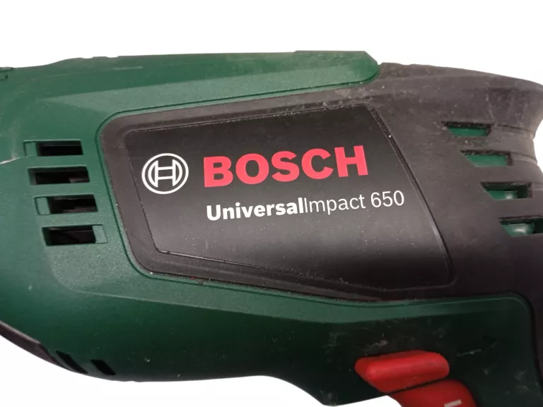 Taladro Bosch Universal Impact 650 701W