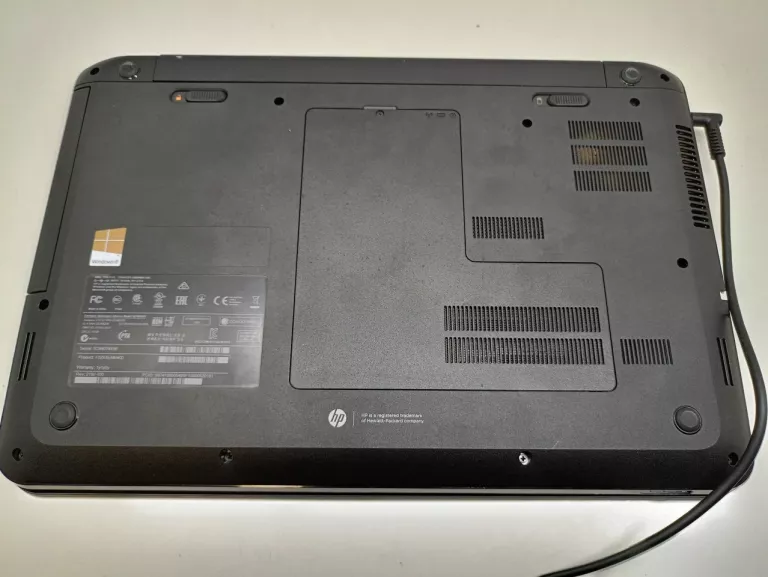LAPTOP HP 255 AMD E1 4GB 500GB