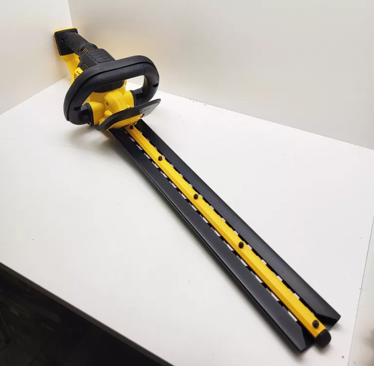 DCM563PB NOŻYCE DO ŻYWOPŁOTU 18V DEWALT