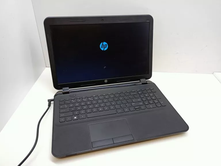 LAPTOP HP 255 AMD E1 4GB 500GB