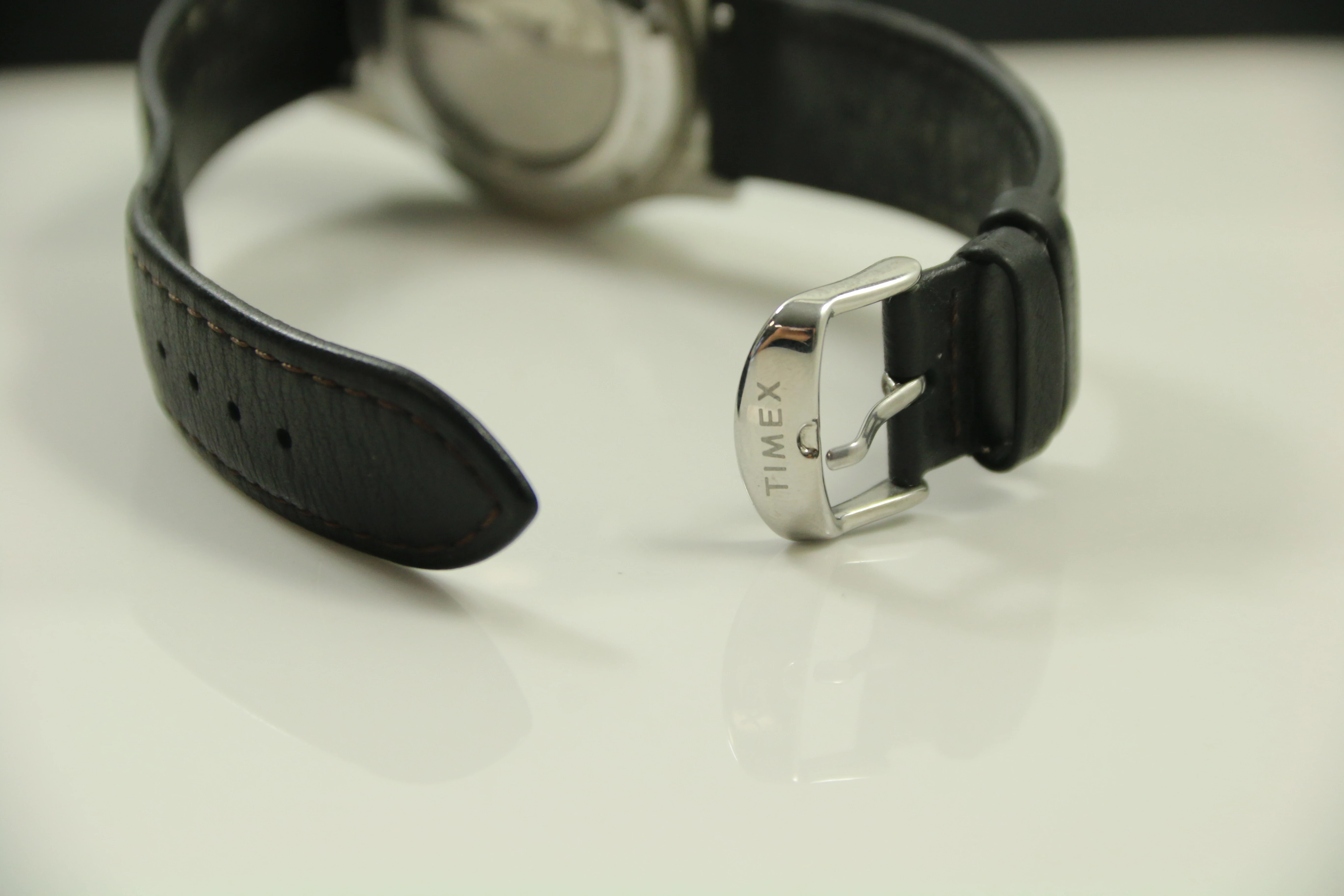 zegarek-timex-waterbury-tw2u83700-komplet-idealny-na-prezent-ksztalt-koperty-okragla