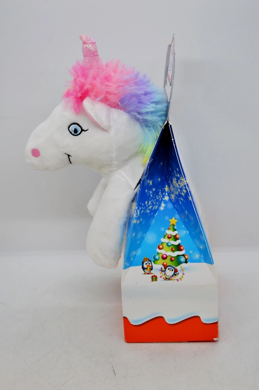 kinder-maxi-mix-zestaw-slodyczy-133g-jednorozec-nazwa-handlowa-kinder-maxi-mix-zestaw-swiateczny-czekoladek-z-zabawka-133-g