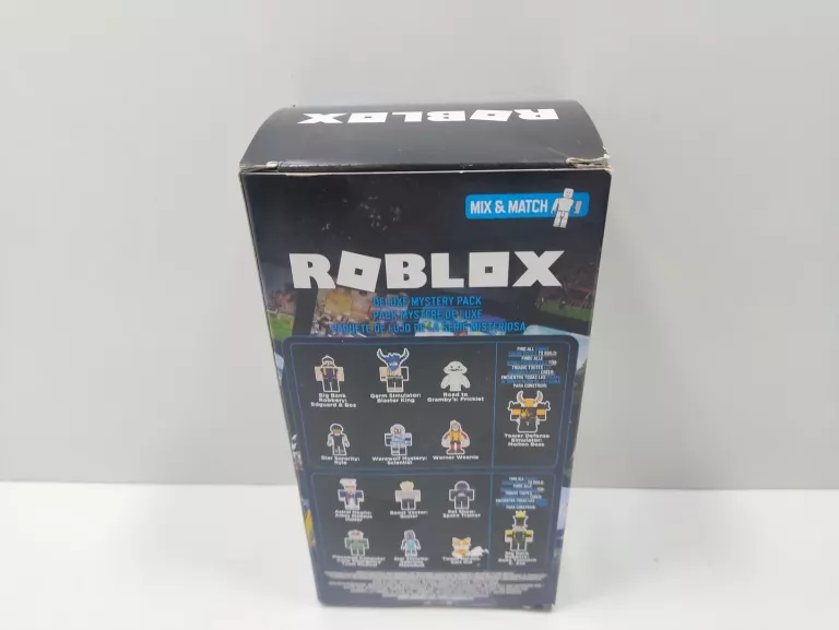 ROBLOX - DELUXE MYSTERY FIGURES WERNER WEENIE