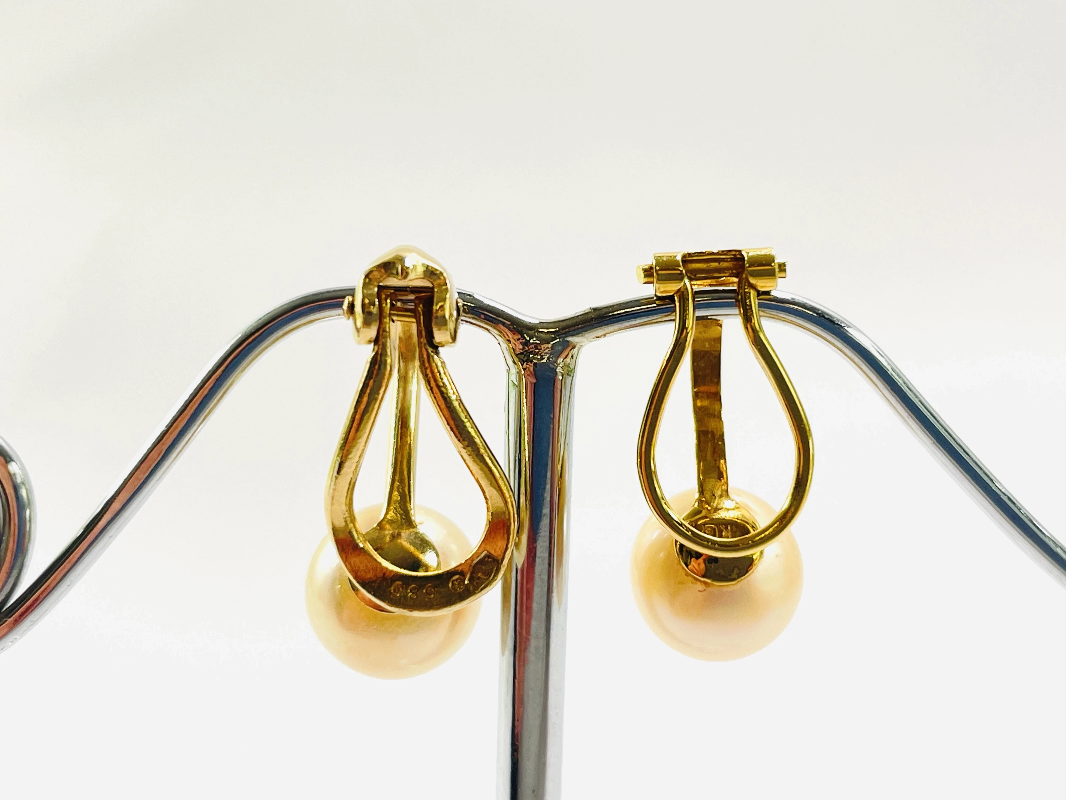 zlote-klipsy-585-z-perlami-hodowlanymi-8mm-303g-certyfikat-kolczyki-cechy-brak