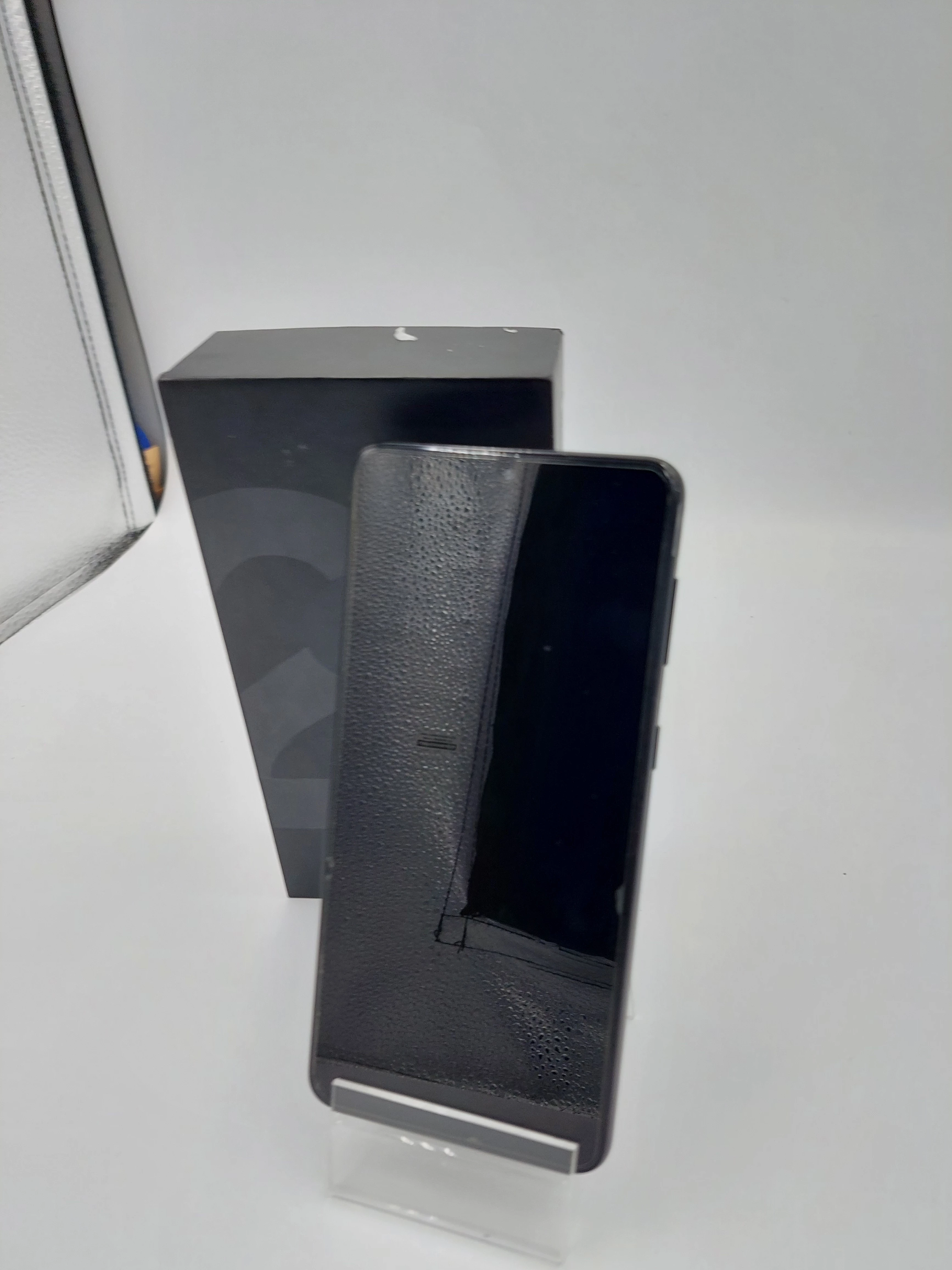 samsung-galaxy-s21-5-g-ean-gtin-8806090873621