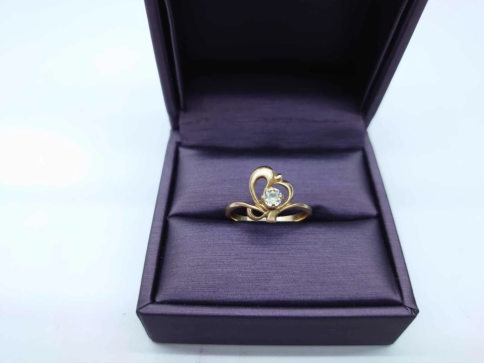 piekny-zloty-pierscionek-waga-224-proba-585-r16-kamien-17088-524288