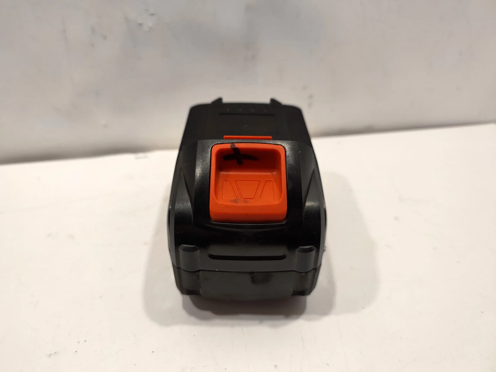 akumulator-yato-60-ah-18v-yt-82845-napiecie-v-18-v