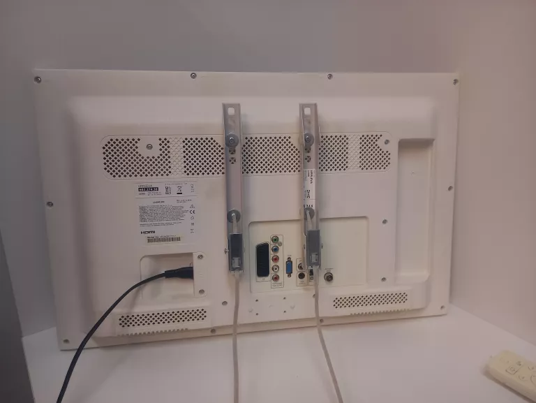 tv-ikea-uppleva-l24u4010fc-stan-uzywany