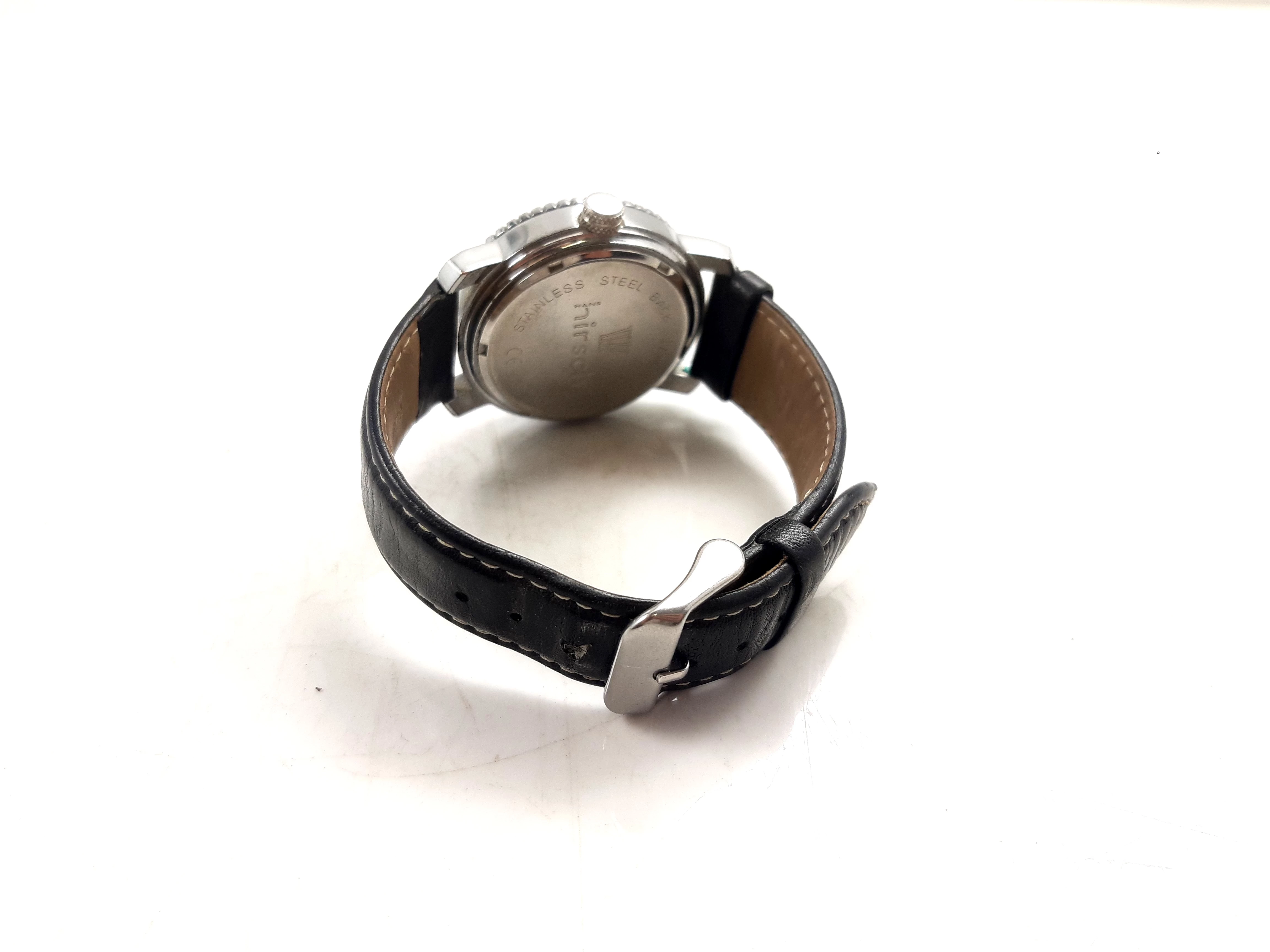 zegarek-meski-hirsch-ksztalt-koperty-okragla