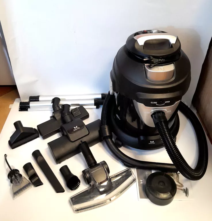 odkurzacz-pioracy-salute-comodo-control-kolor-dominujacy-czarny