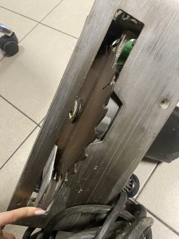 pilarka-hitachi-c9u2-2009r-2000w-marka-hitachi