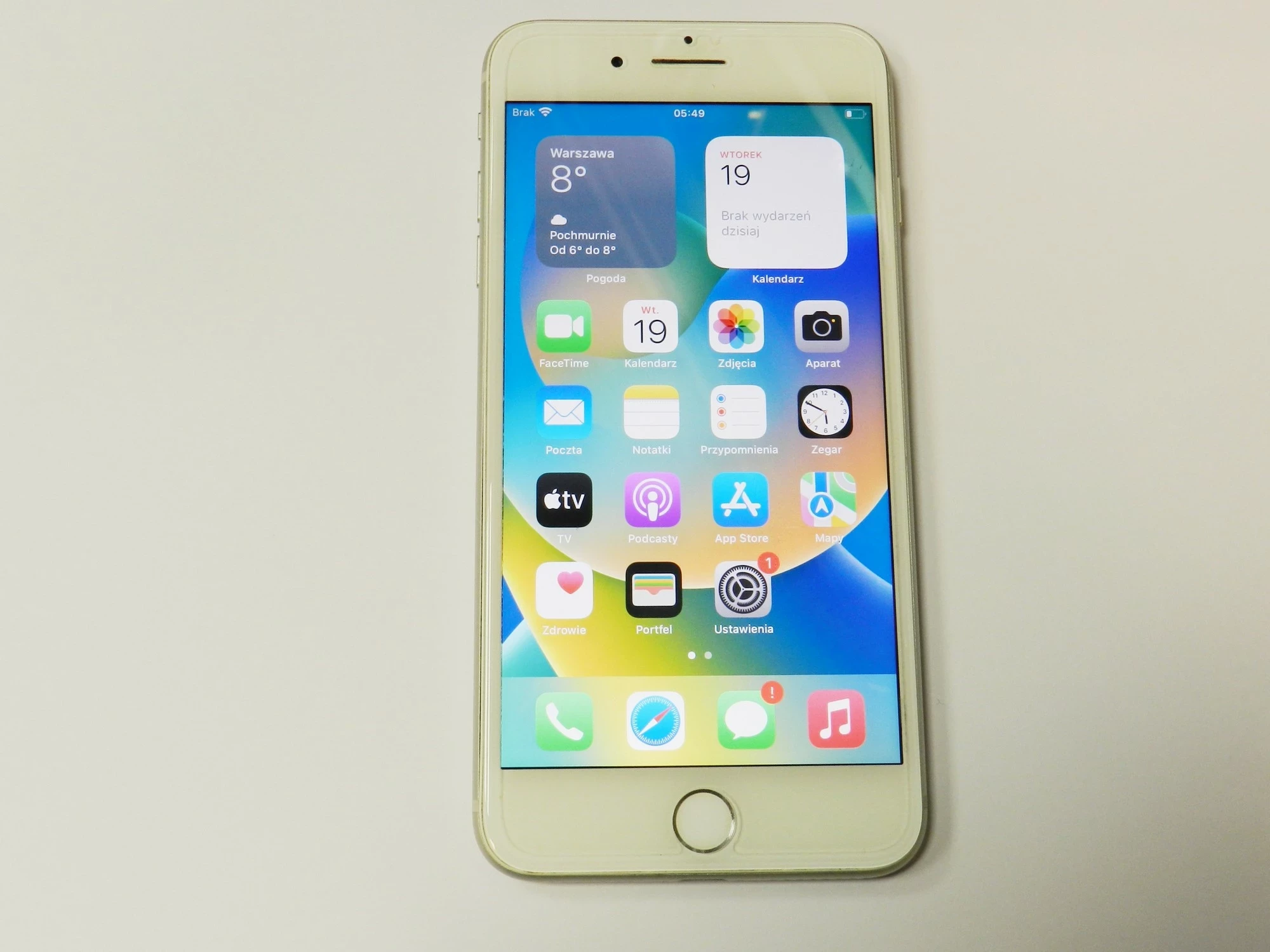 telefon-iphone-8-plus-256-gb-opis-kosciuszki-4-jaslo-tsc2-sj