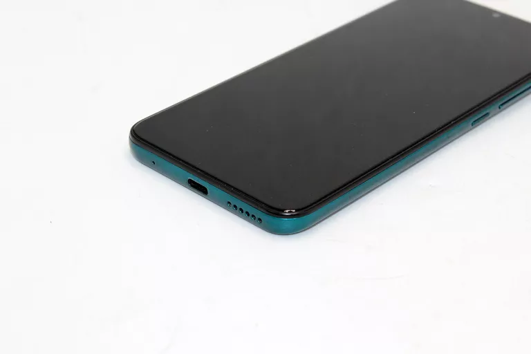 telefon-motorola-moto-g9-play-xt2083-3-forest-green-464gb-pamiec-ram-4-gb