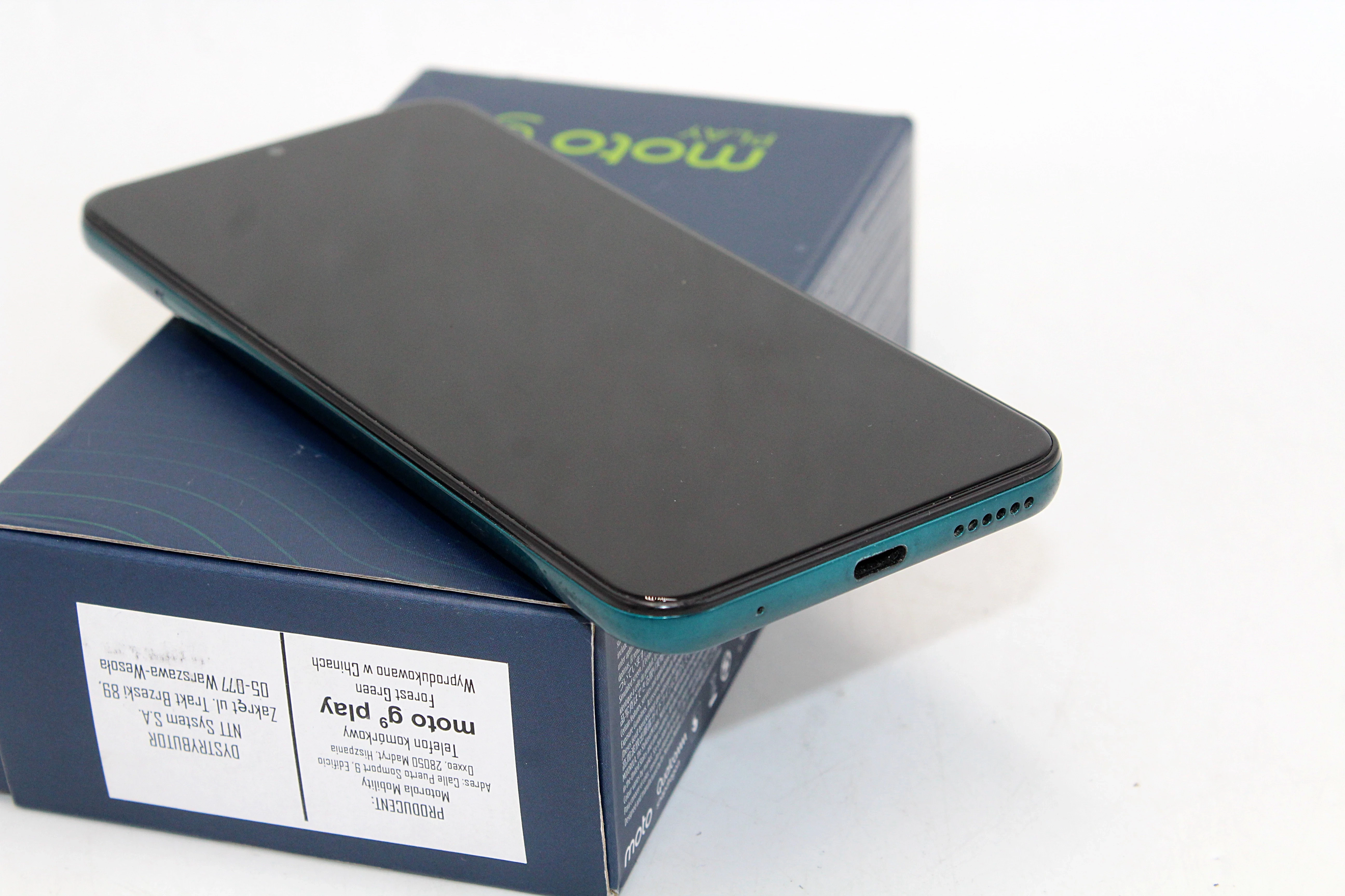 telefon-motorola-moto-g9-play-xt2083-3-forest-green-464gb-ean-gtin-840023209673