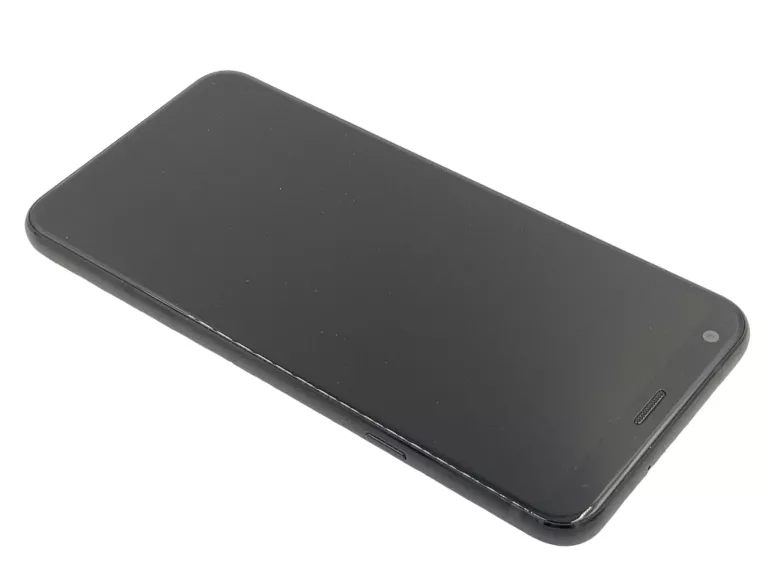 LG Q7 3/32 GB 5,5" IPS TFT 3000 MAH IP68 MIL-STD-810G 8/13MPIX NFC