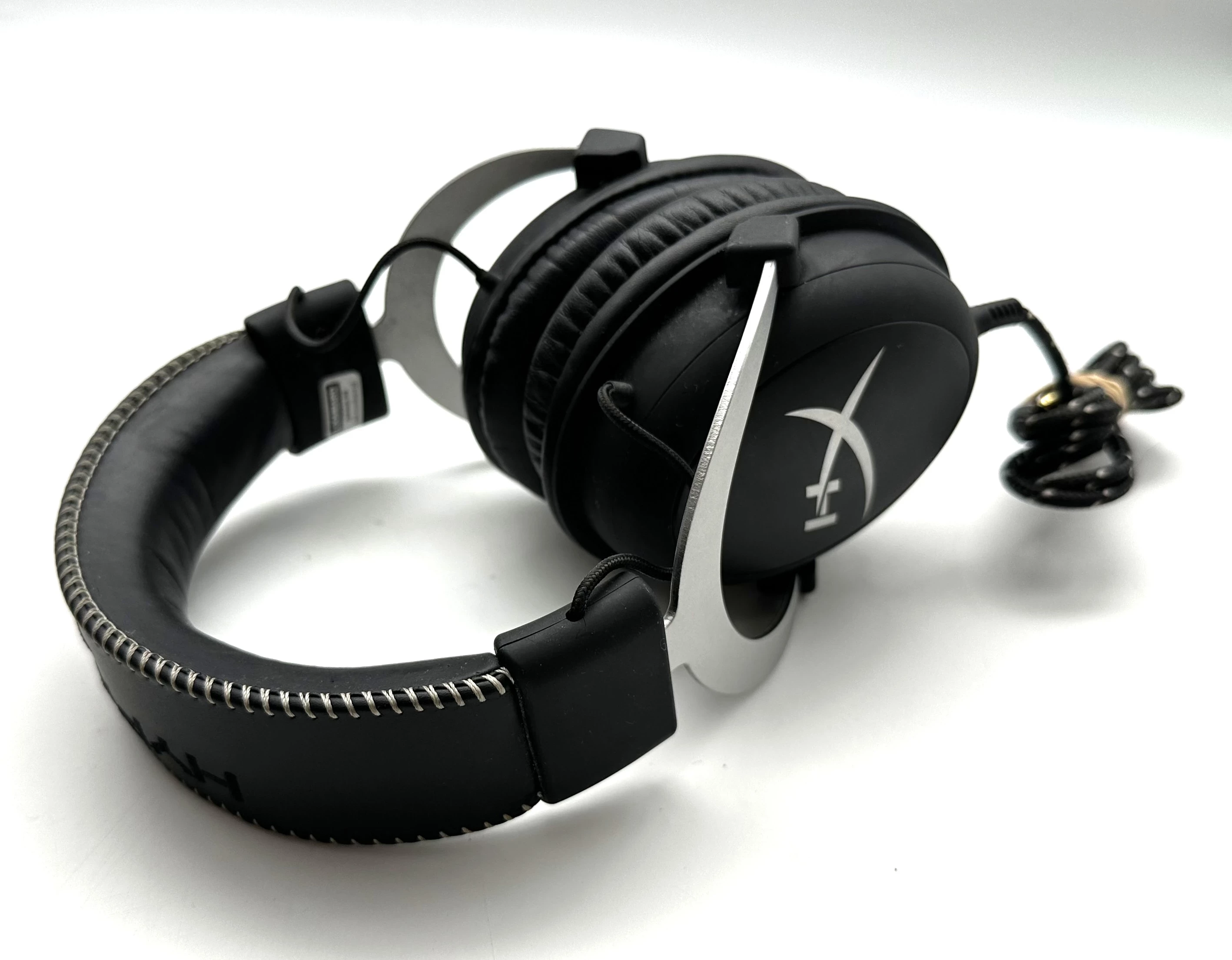 sluchawki-hyperx-cloud-silver-kolor-dominujacy-czarny