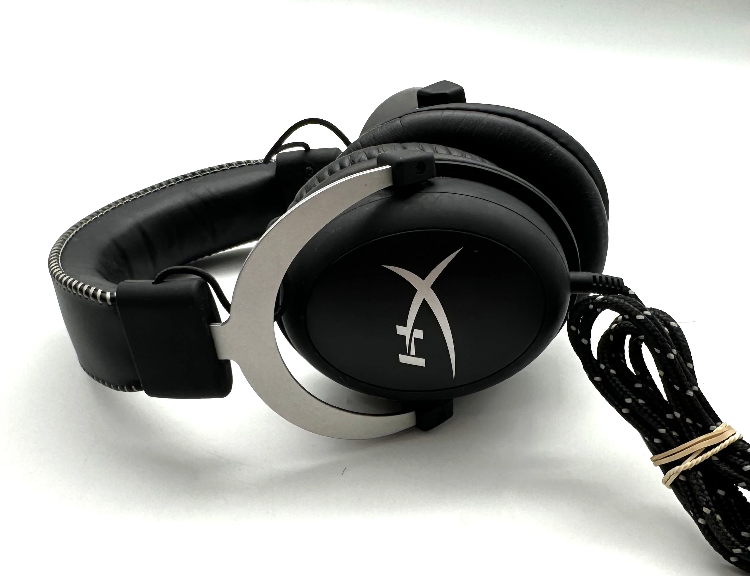 sluchawki-hyperx-cloud-silver-stan-uzywany