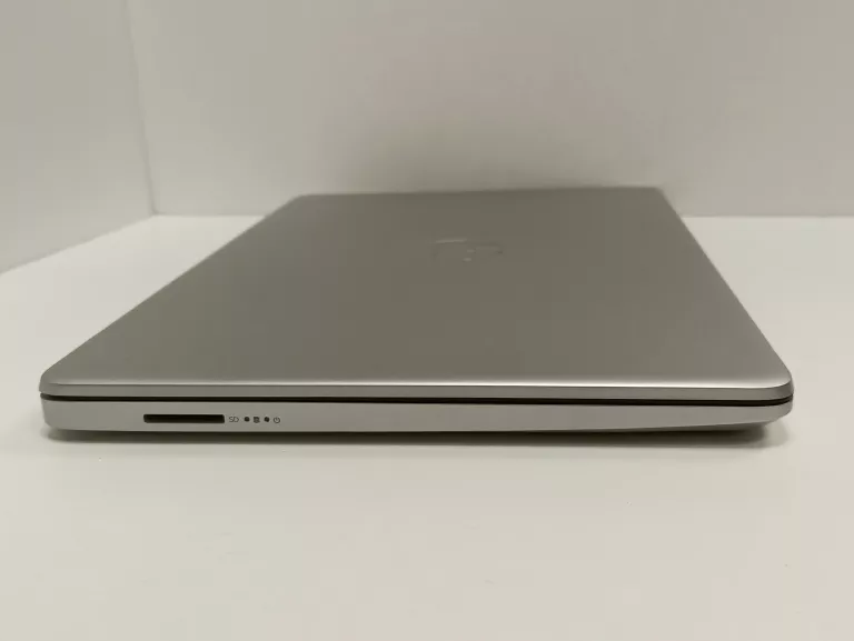LAPTOP 14 HP 14S-DQ2009NW (256GB SSD/8GB/I3 11GEN