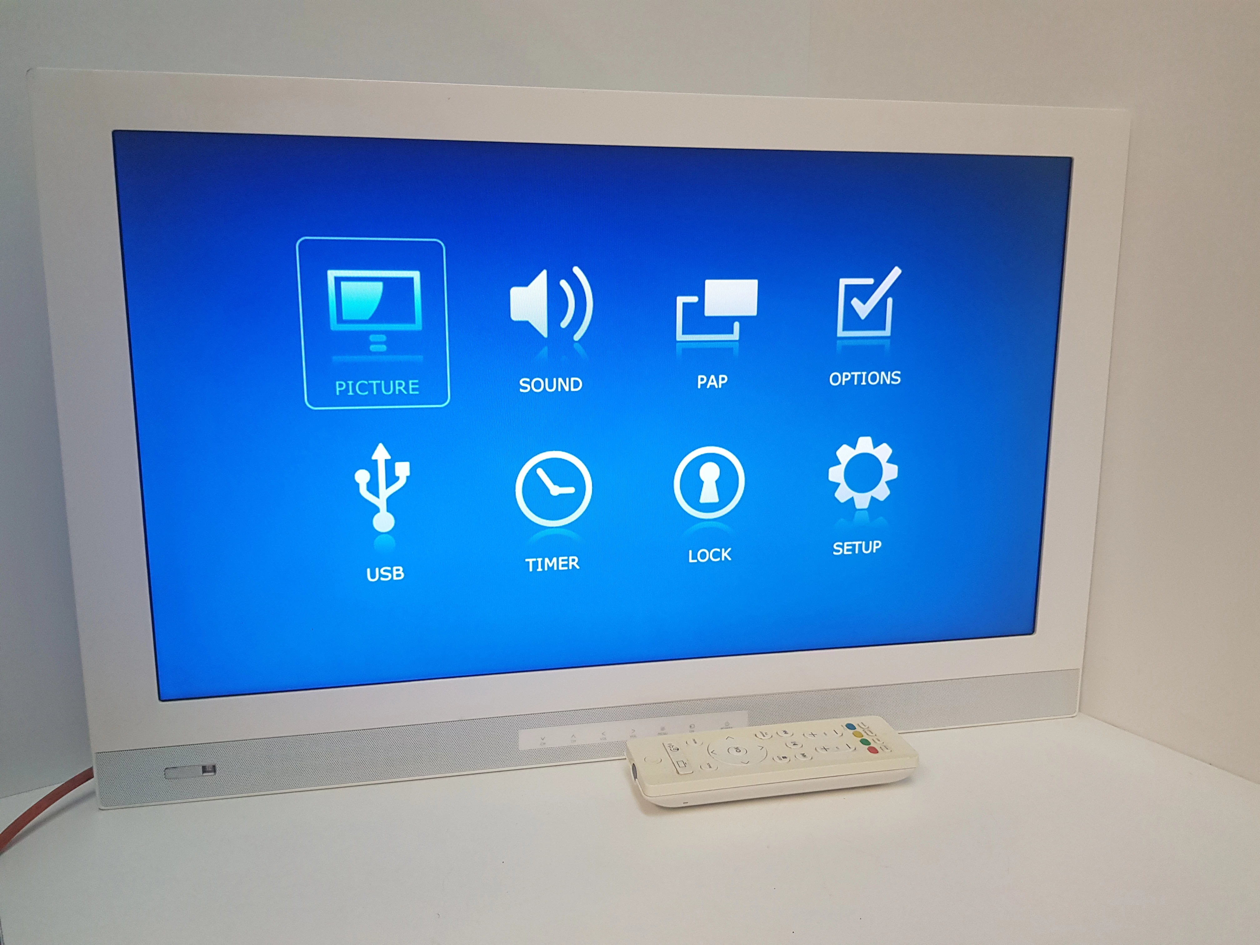 tv-ikea-uppleva-l24u4010fc-typ-telewizora-led