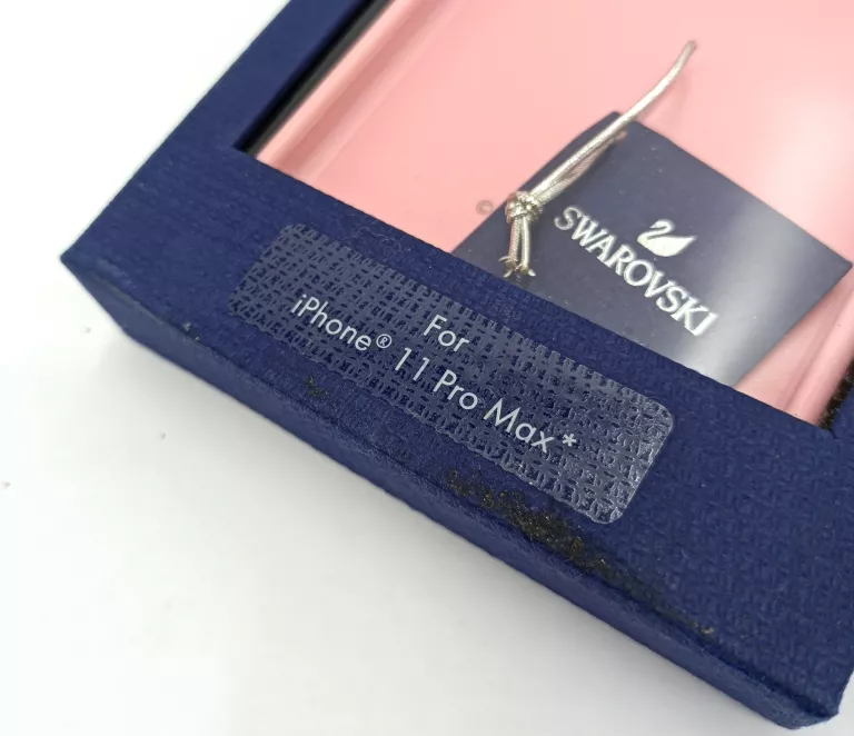 etui-do-telefonu-swarovski-do-iphone-11-pro-max-z-krysztalkami-material-tworzywo-sztuczne