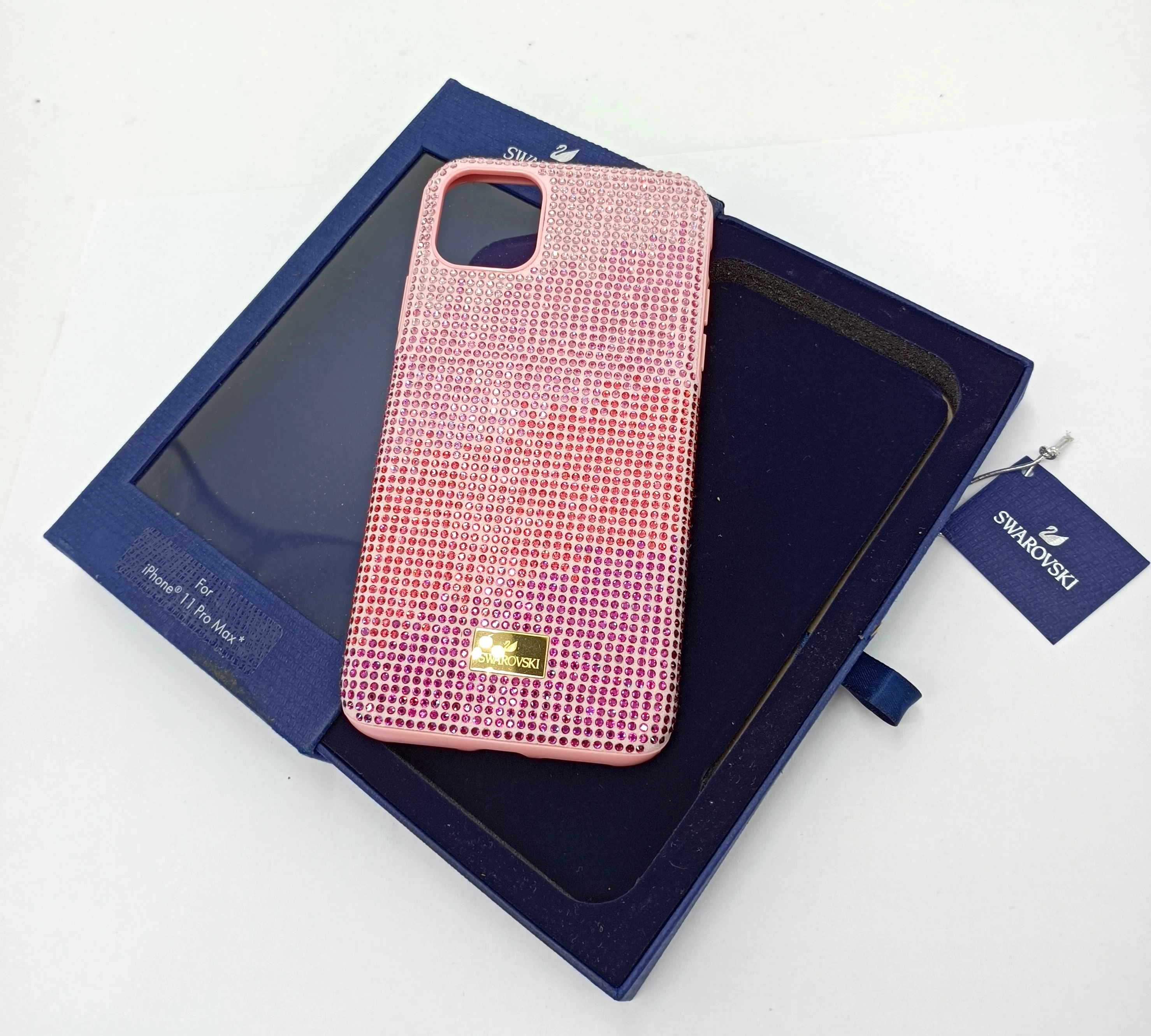 etui-do-telefonu-swarovski-do-iphone-11-pro-max-z-krysztalkami-kolor-rozowy