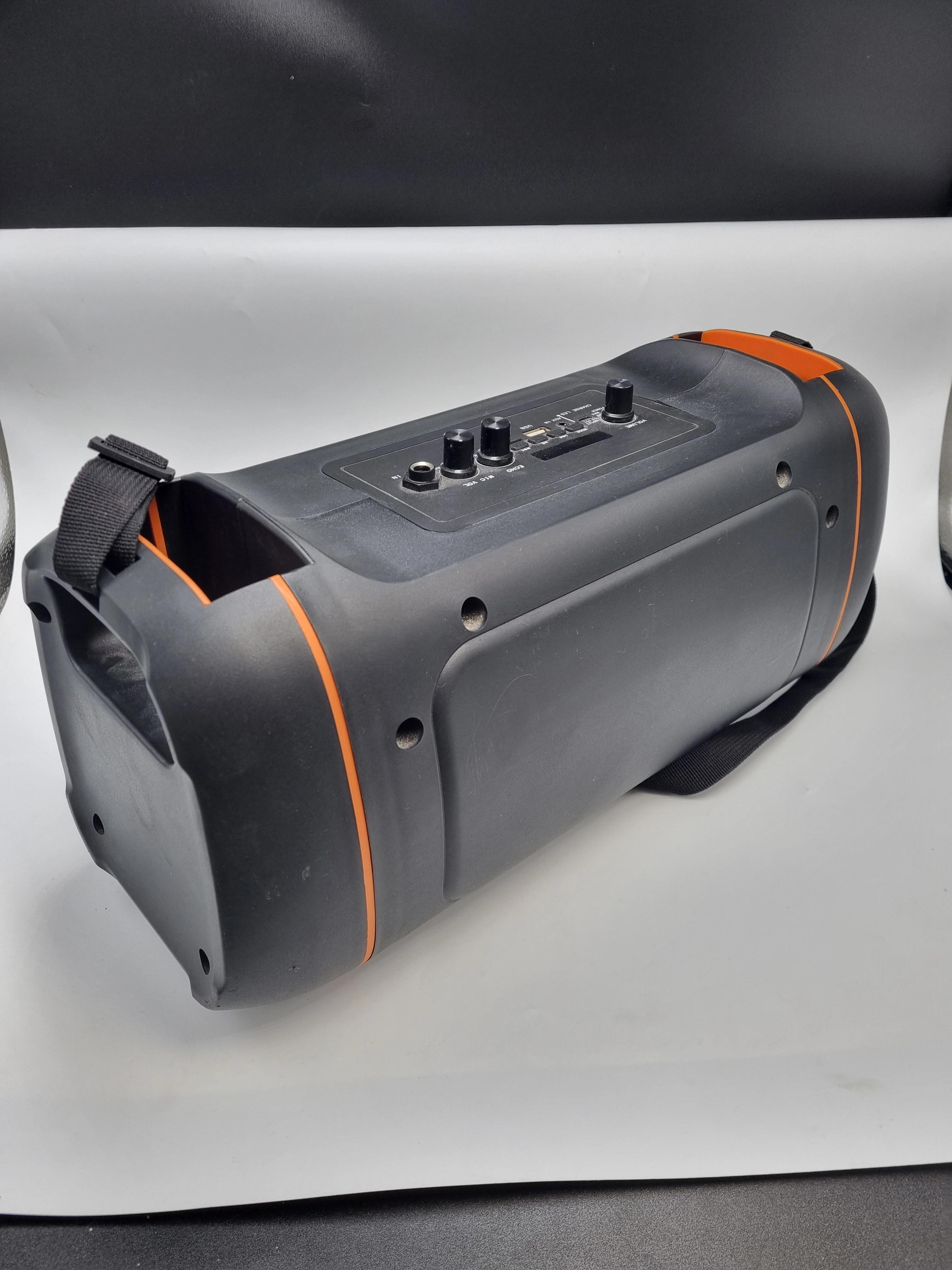 glosnik-bletooth-roseland-rs500-stan-uzywany