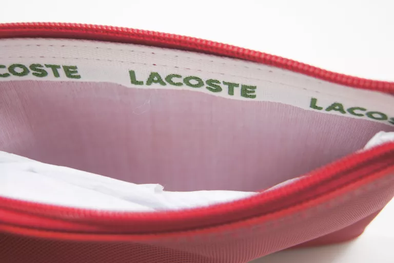 KOSMETYCZKA LACOSTE CZERWONA