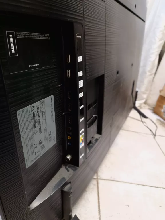 tv-samsung-ue43nu7122k-pilot-typ-telewizora-led