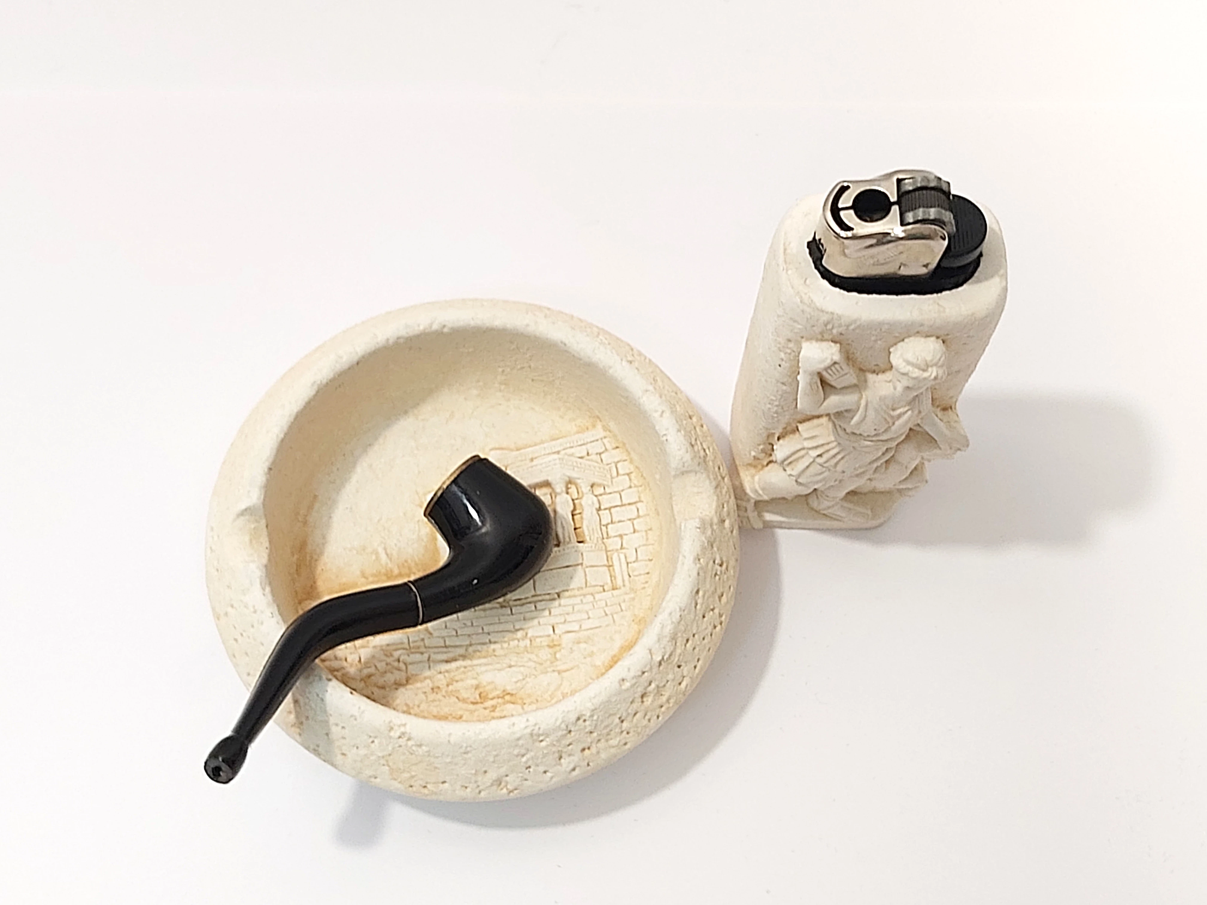 zestaw-dla-palacza-popielniczka-podstawka-uszkodzony-stan-uzywany