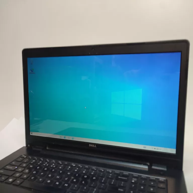 LAPTOP DELL P26E