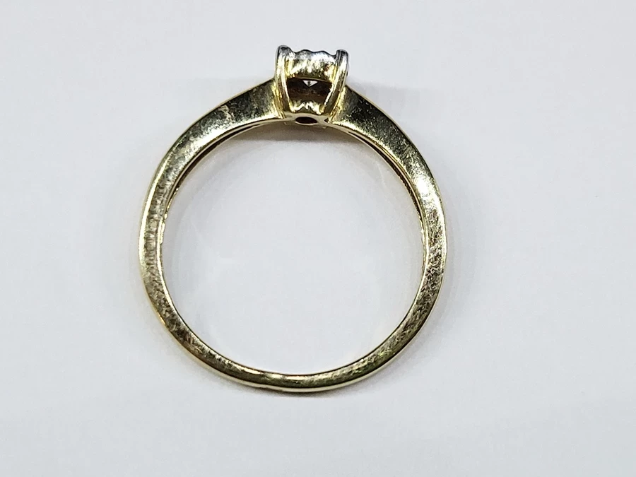 zloty-pierscionek-z-brylantem-p585-147g-rozmiarsrednica-wew-mm-372-8