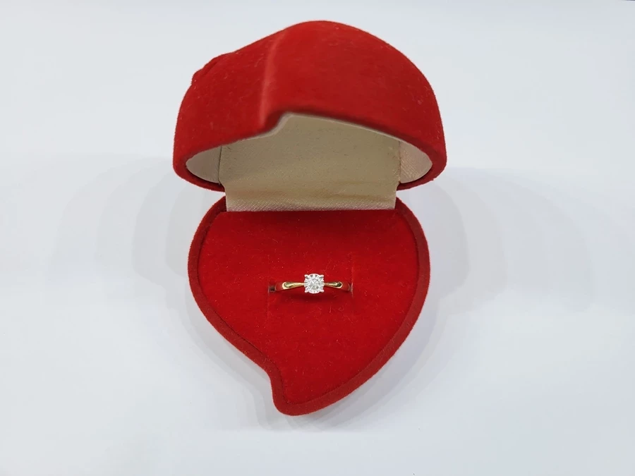 zloty-pierscionek-z-brylantem-p585-147g-ean-gtin-8423737085577