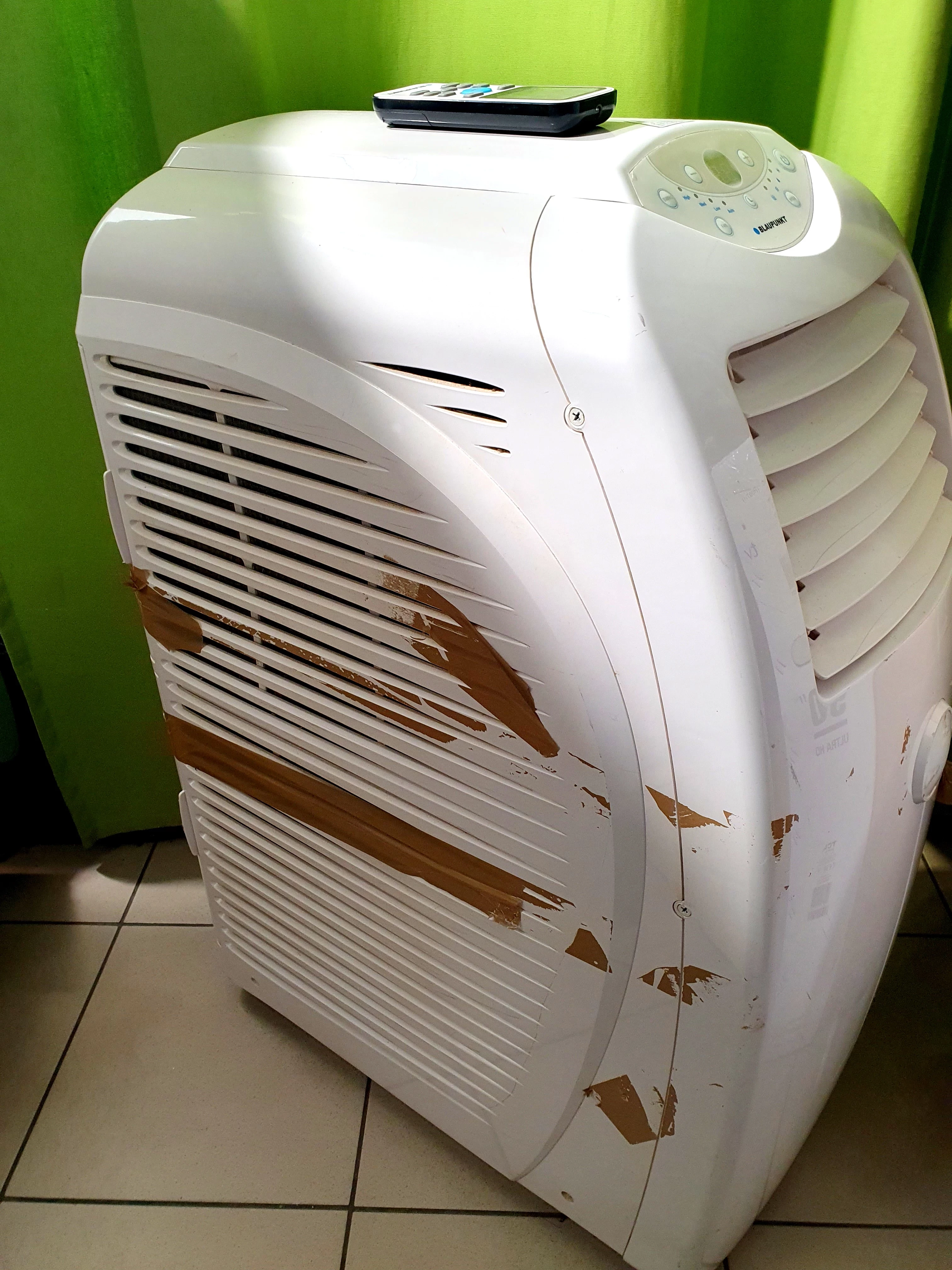 klimatyzator-blaupunkt-arrifana-15-kolor-dominujacy-bialy