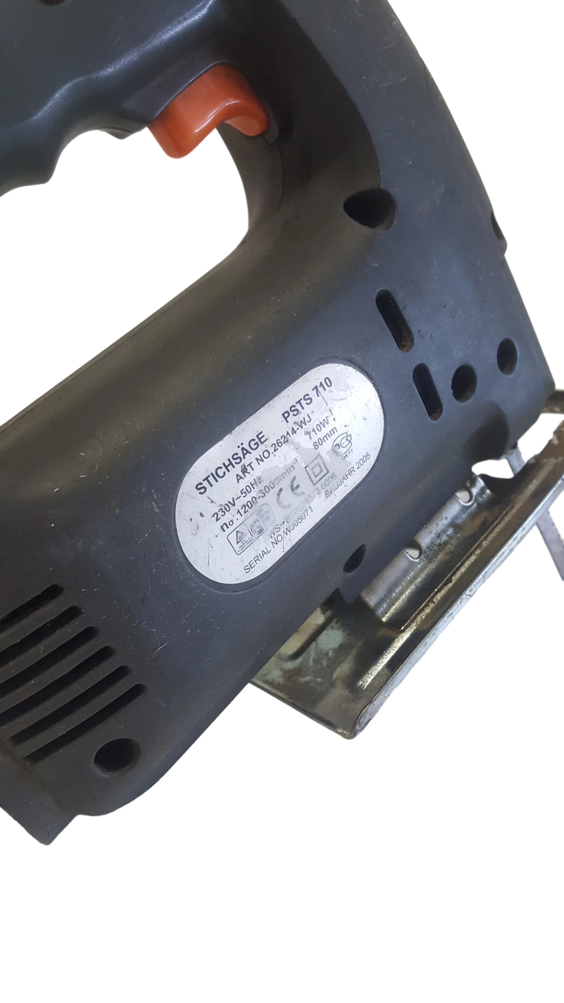 wyrzynarka-tip-psts-710w-mocowanie-brzeszczotu-chwyt-typu-t