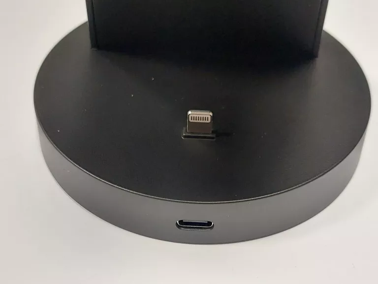 BEZPRZEWODOWA ŁADOWARKA INDUKCYJNA Z ADAPTEREM 18 W 3