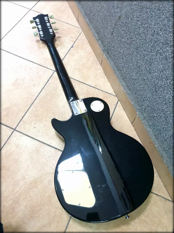 GITARA ELEKTRYCZNA CZARNA