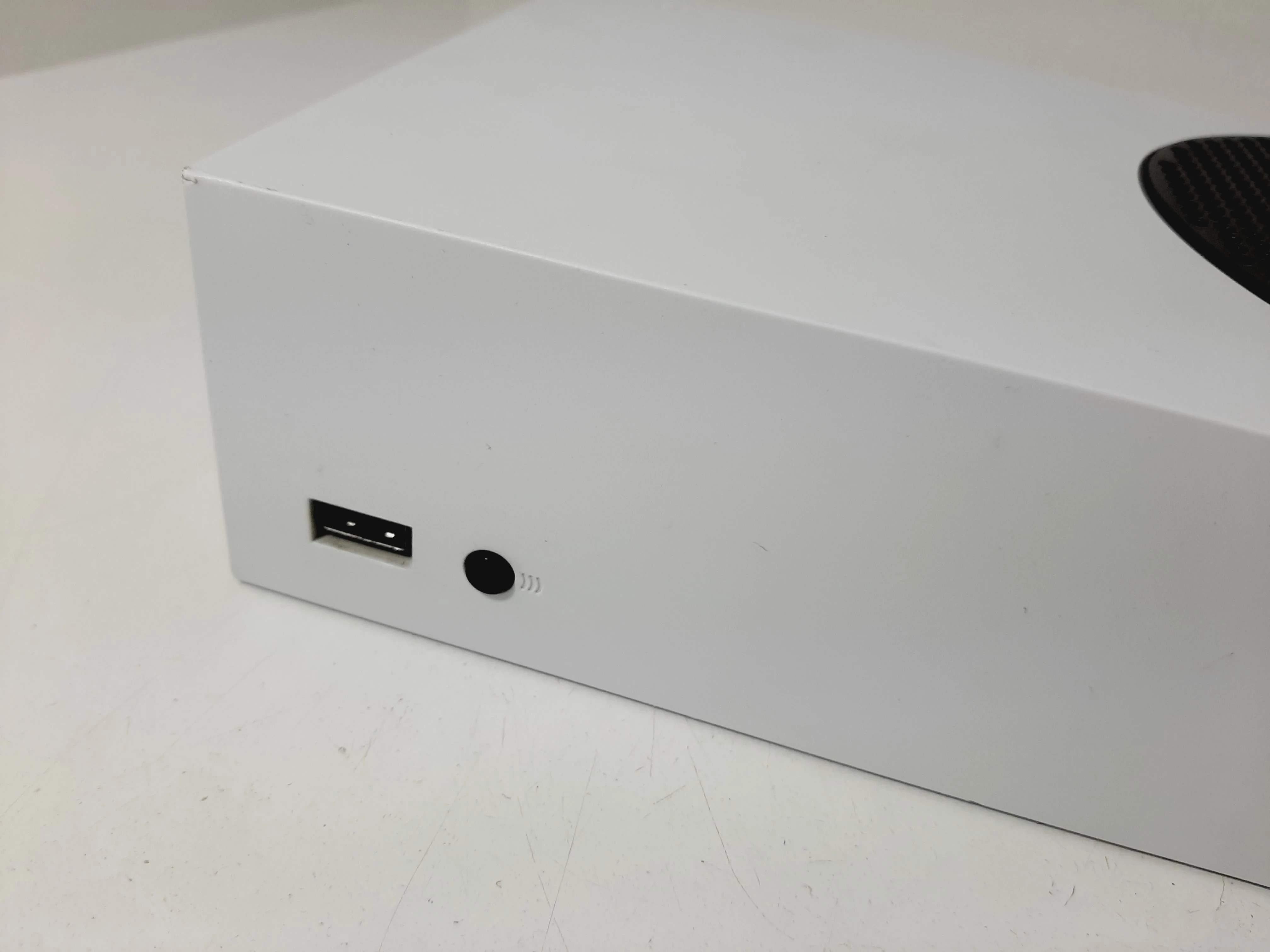 konsola-xbox-series-s-2-pady-gwarancja-stan-uzywany