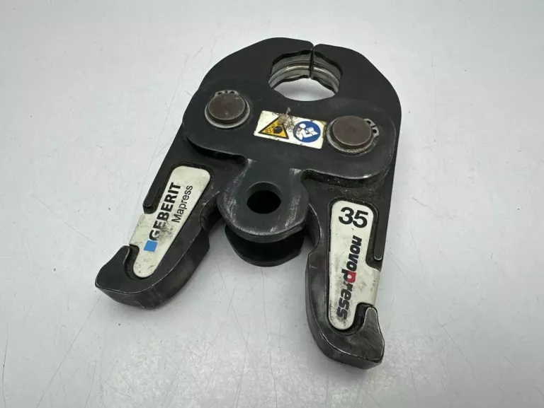 zaciskarka-geberit-szczeki-1518222835-mm-walizka-rodzaj-zaciskarka-do-rur