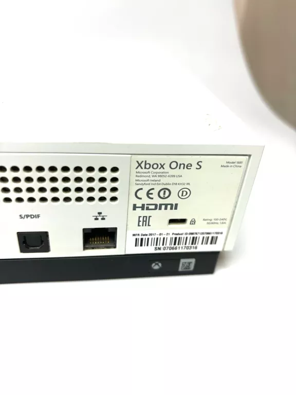 Xbox one s model best sale 1681 gb