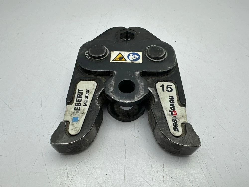 zaciskarka-geberit-szczeki-1518222835-mm-walizka-product-id-80e39963-e9ed-423d-b122-380ddb022b33